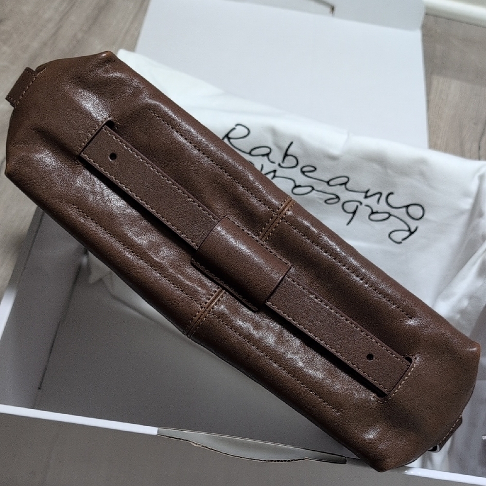 Chic Tan Genuine Leather Shoulder Bag - Picture 8 of 11